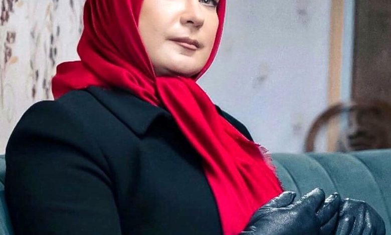 تصویر دوست داشتنی لعیا زنگنه بازیگر سینما و تلویزیون 59 ساله زیبا در پشت سریال «یک، سه، هفت» در فضای مجازی منتشر شد.