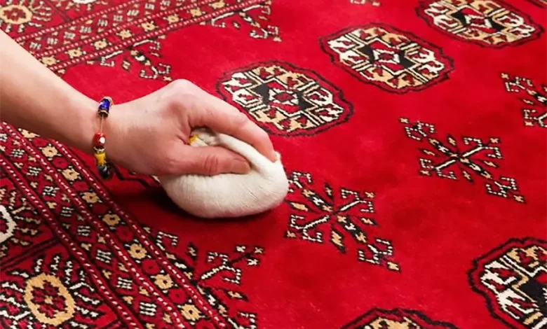 پاک کردن لکه از روی فرش