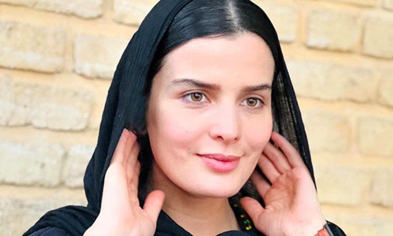 غزاله اکرمی