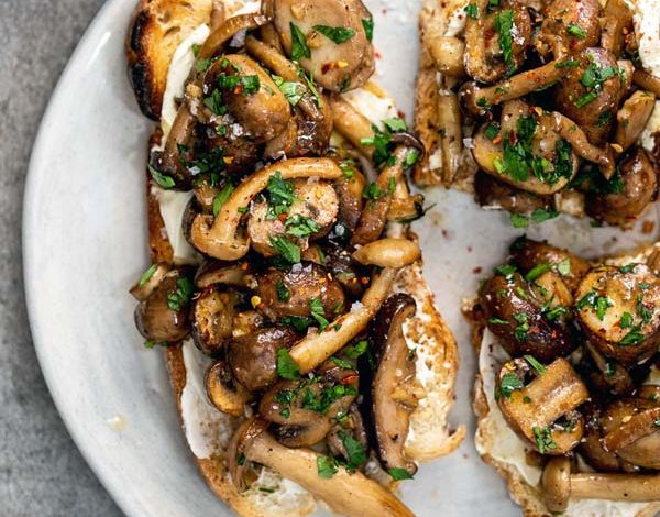 طرز تهیه تست مرغ و قارچ خوشمزه + فیلم
