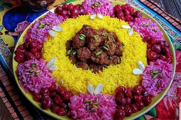 طرز تهیه کوفته مرغ و آلبالو خوشمزه و متفاوت + فیلم
