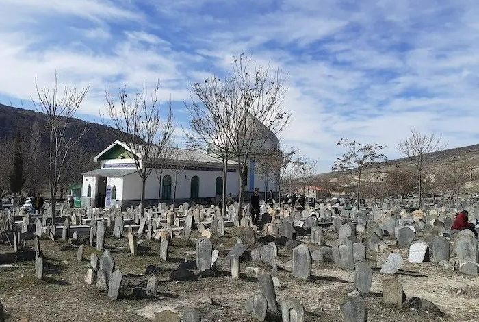 قبرستان تاریخی سفیدچاه