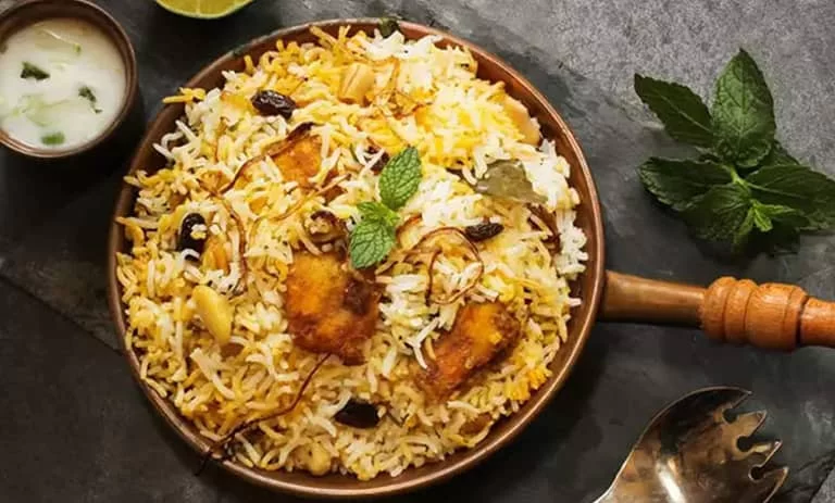 طرز تهیه مرغ بریانی هندی + فیلم