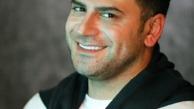روزبه حصاری