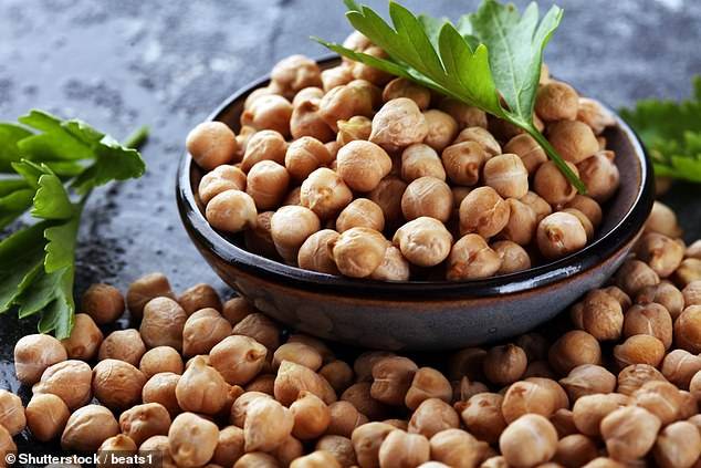 افزودنی پرطرفدار در غذاهای روزمره؛ عامل پنهان آلرژی‌های شدید