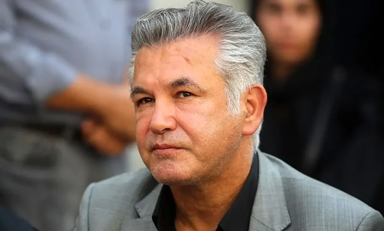 آقای کارتال قرارداد یکونیمساله داشت او از بند «فورسماژور» استفاده کرد و اتفاقات اخیر در کشور یکی از دلایل جدایی او بود. همچنین مشکلات خانوادگی هم در این تصمیم نقش داشت، اما بهتنهایی نمیتوانست باعث جدایی شود چرا که قرارداد پابرجا بود.